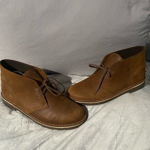 clarks boots for mens like new